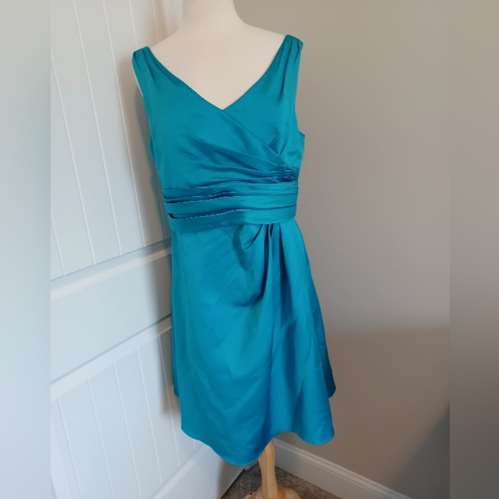 FINAL PRICE!!!!!David's Bridal Bridesmaid Dresses Satin Aqua Sz 14